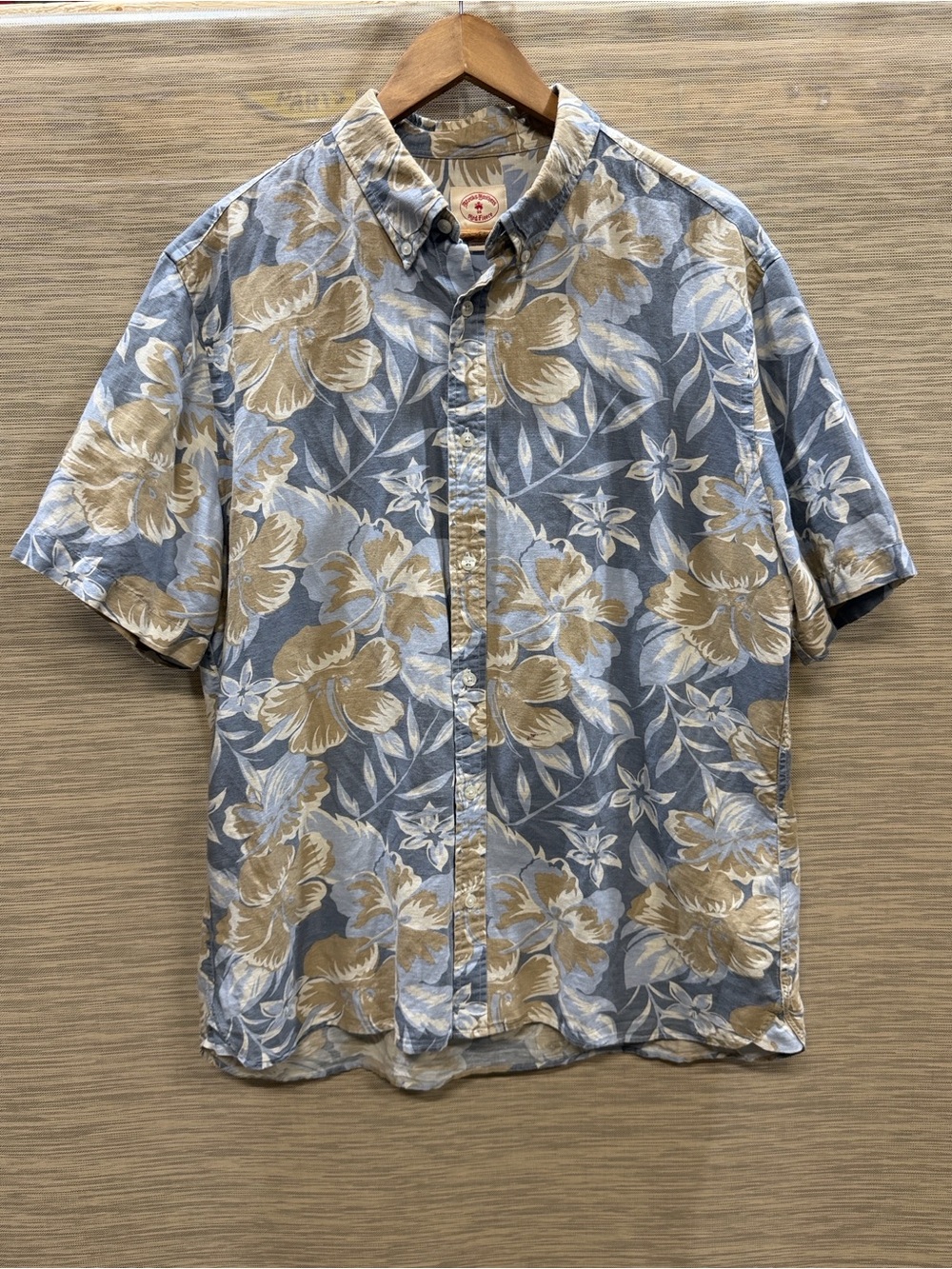 Brooks Brothers Red Fleece Floral Hawaiian Print Linen Blend Camp Collar Shirt